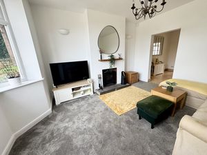 Lounge- click for photo gallery